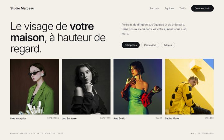 Exemple de site de photographe portrait et corporate : fond clair, titre « Le visage de votre maison », onglets Entreprises, Particuliers, Artistes et grille de quatre portraits légendés.